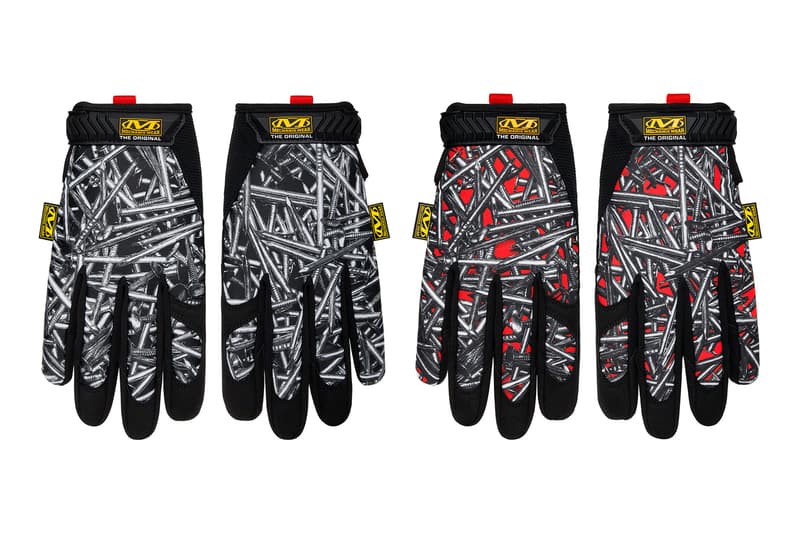 シュプリーム Supreme 2020年春夏コレクション発売アイテム - Week 12 Daniel Johnston(ダニエル・ジョンストン)とのコラボカプセルをはじめ、リップストップ素材のユーティリティジャケット、胸元にボックスロゴがワンポイントで施されたフーディ、後染め加工のロングスリーブのトップス、テーラードのセットアップ、〈KANGOL(カンゴール)〉とのコラボヘッドウェア、「Mechanix Wear(メカニクス ウェア)」製のグローブ、ボックスロゴが構成された折り畳みチェアーなどが並ぶ。
