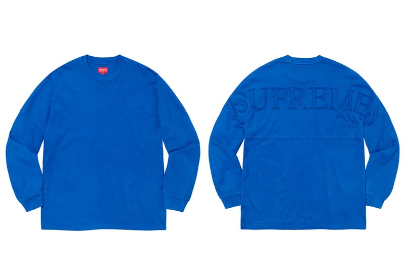 シュプリーム Supreme 2020年春夏コレクション発売アイテム - Week 12 Daniel Johnston（ダニエル・ジョンストン）とのコラボカプセルをはじめ、リップストップ素材のユーティリティジャケット、胸元にボックスロゴがワンポイントで施されたフーディ、後染め加工のロングスリーブのトップス、テーラードのセットアップ、〈KANGOL（カンゴール）〉とのコラボヘッドウェア、「Mechanix Wear（メカニクス ウェア）」製のグローブ、ボックスロゴが構成された折り畳みチェアーなどが並ぶ。