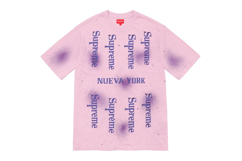 シュプリーム Supreme 2020年春夏コレクション発売アイテム - Week 13 〈THE NORTH FACE(ザ・ノース・フェイス)〉とのコラボ第2弾のピースを筆頭に、フーディ2種類、バンダナ柄のシャツ、ホッケーシャツ、レーシングのグラフィックを全面にプリントしたセットアップ、デニムキャップ、「富士フイルム株式会社」のインスタントフィルム instax mini 10枚セットなど〈Supreme〉らしい遊び心に富んだプロダクトの数々が並ぶ。