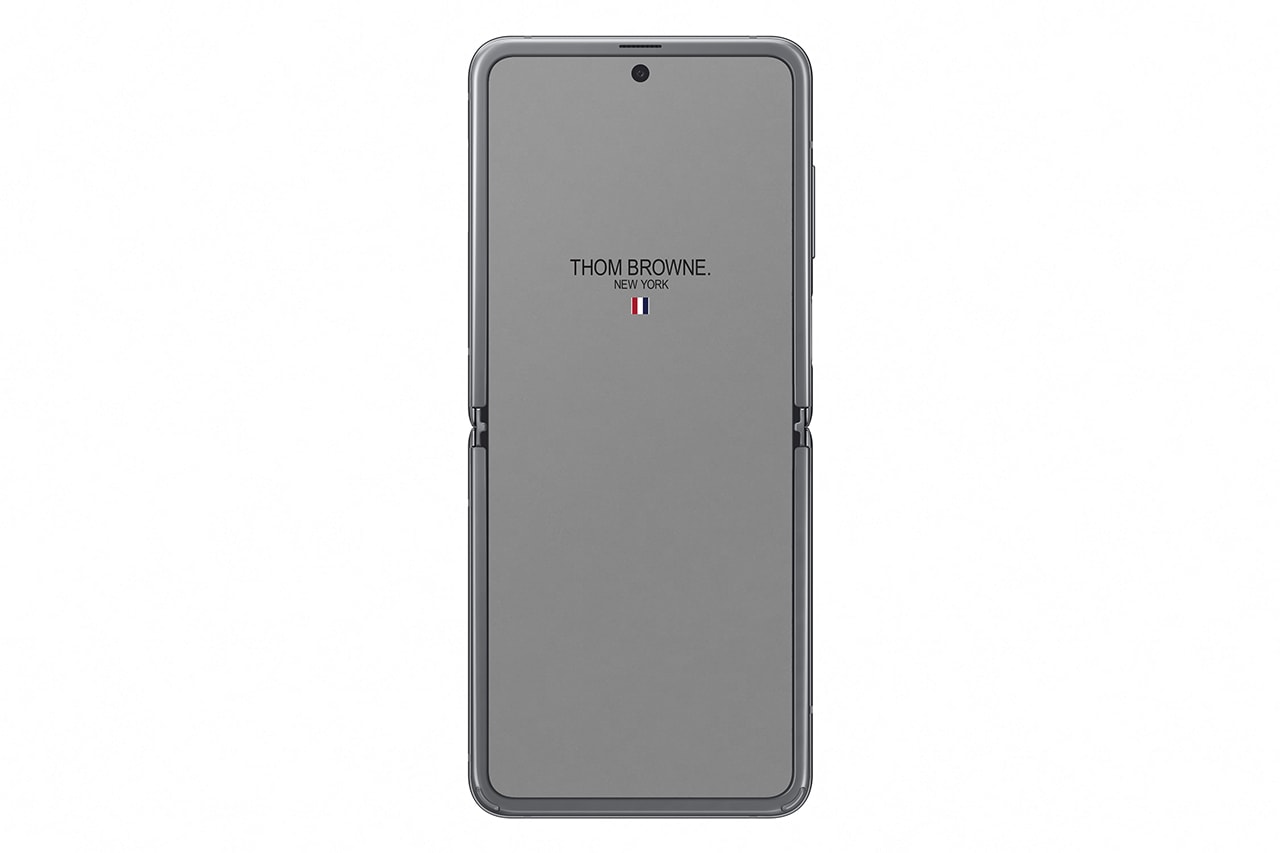 Thom Browne × Samsung の最新スマートフォン Galaxy Z Flip の限定コラボモデルが国内販売を開始
