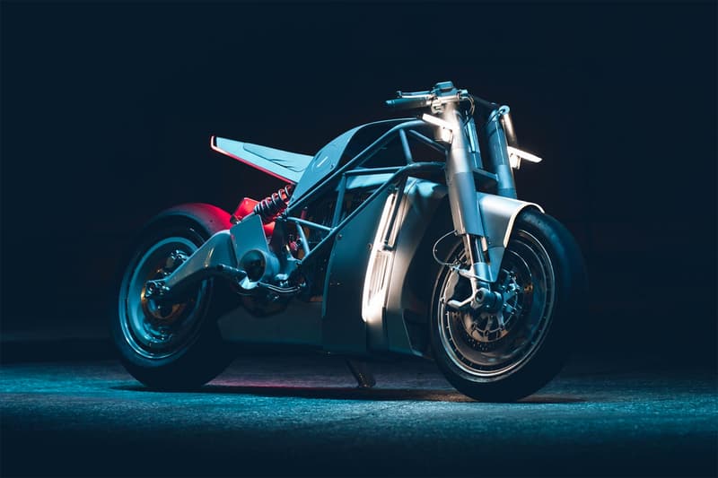 ブレードランナーの世界観を彷彿させる近未来的な電動大型バイクが登場 Hypebeast Jp