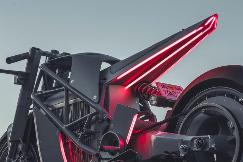ブレードランナーの世界観を彷彿させる近未来的な電動大型バイクが登場 umc 063 xp zero electric motorcycle bike untitled motorcycles california hugo eccles experimental sr f