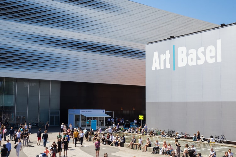 スイスの Art Basel がオンライン・ビューイング・ルームで開催