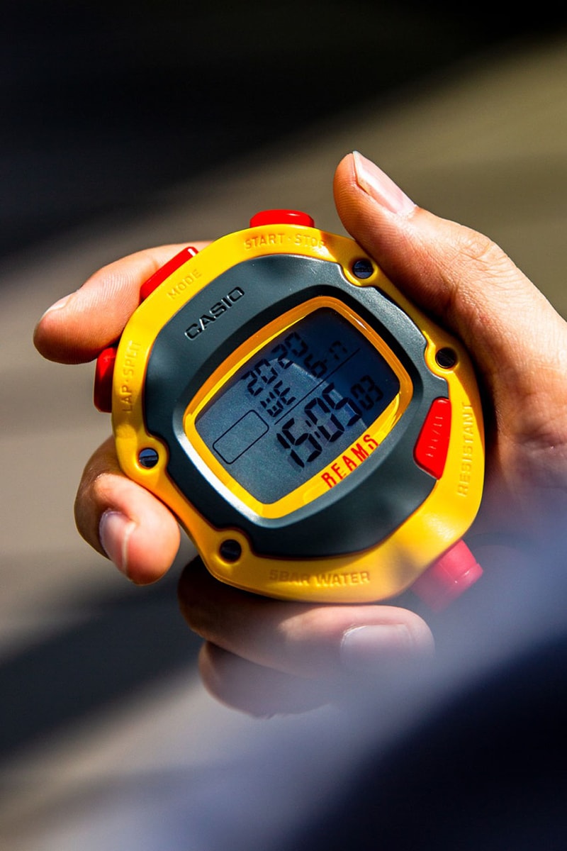 ビームス x カシオ BEAMS x CASIO から G-SHOCK “ジェイソンモデル”の人気カラーを落とし込んだストップウォッチが登場