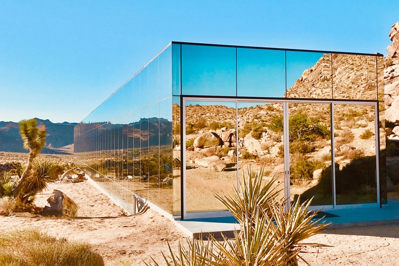米カリフォルニアの砂漠地帯に“見えない家”が出現 Invisible House Joshua Tree National Park Tomas Osinski Chris Hanley Mirrors Pool Trees Desert 