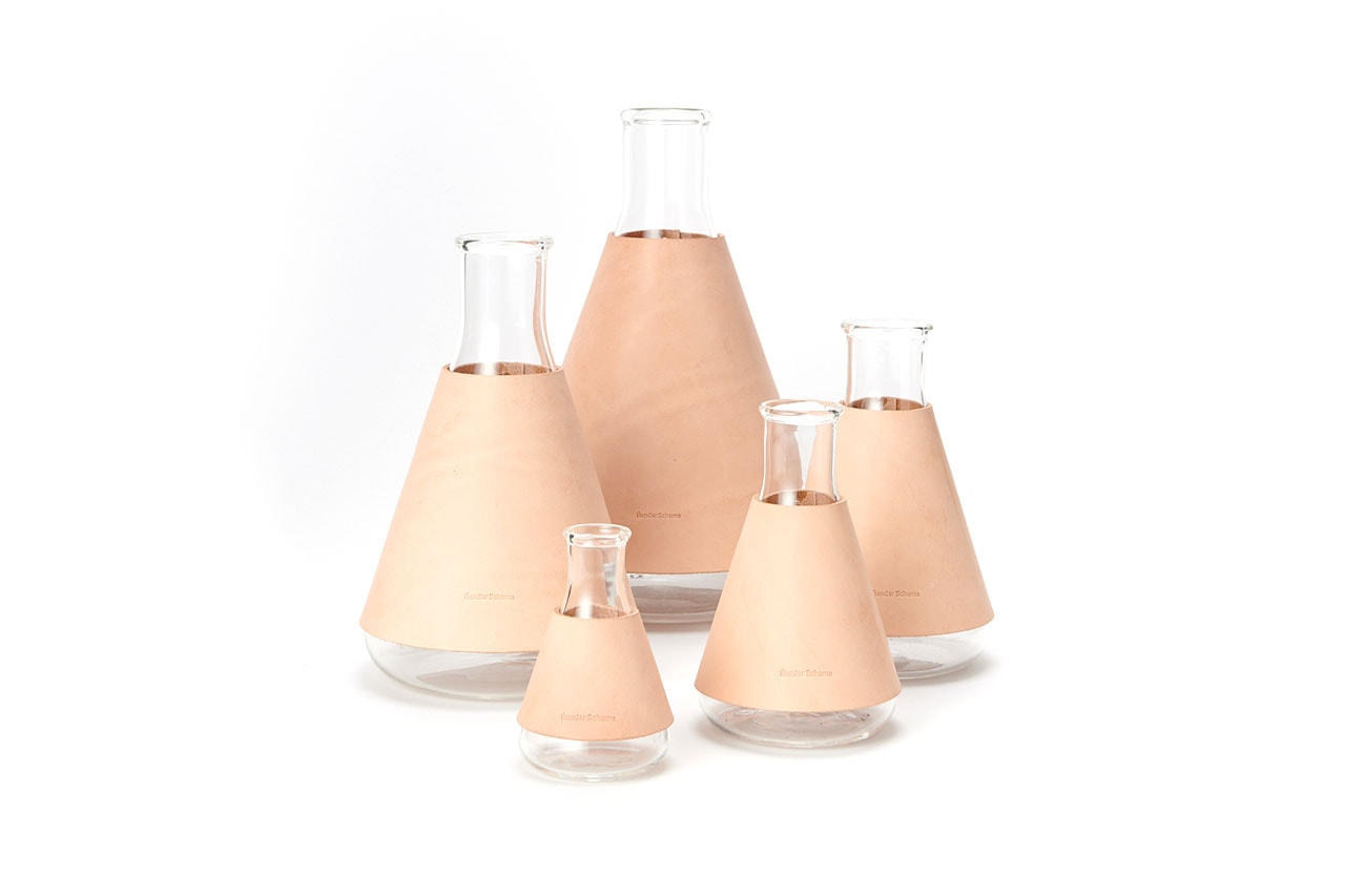 エンダースキーマ Hender Scheme が実験器具にレザーをミックスした新プロダクトライン “science vase：化瓶”を発売