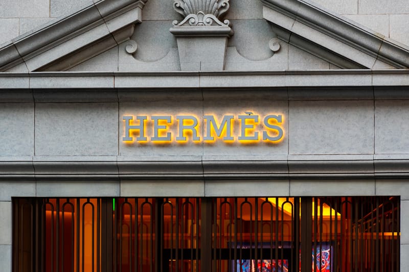 Hermès の市場価値がコロナショックと逆行するように過去最高額を更新