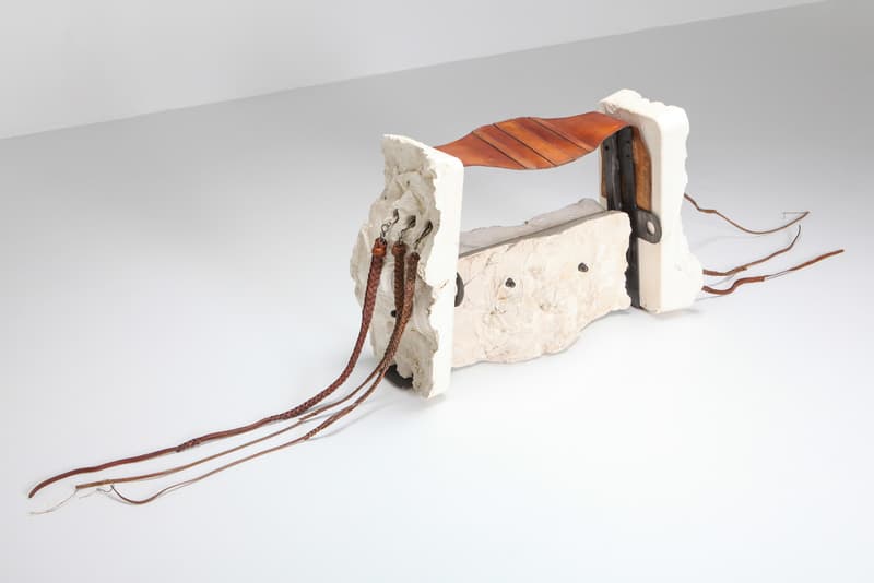 ベルギー人アーティストが『ゲーム・オブ・スローンズ』からインスパイアされた家具シリーズを発表 lionel jadot game of thrones everyday gallery furniture exhibition belgian designer