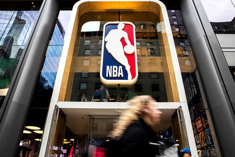 NBA が22チームによるシーズン再開案を検討中