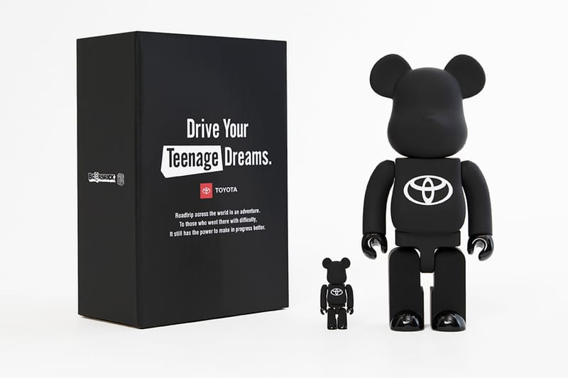 TOYOTA のプロジェクト “Drive Your Teenage Dreams.” が MEDICOM TOY とチームアップをしたコラボ BE@RBRICK を発売