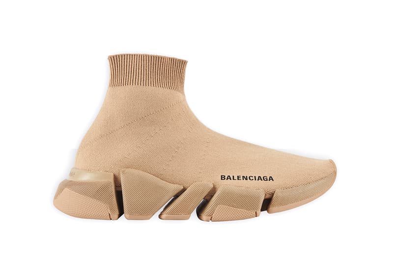 バレンシアガがスピード 2.0を発表 Demna Gvasalia（デムナ・ヴァザリア） Balenciaga Speed 2.0 Release Information First Look Drop Demna Gvasalia Footwear Sneaker Triple-Arch 3D Knit Upper Sock Lightweight 
