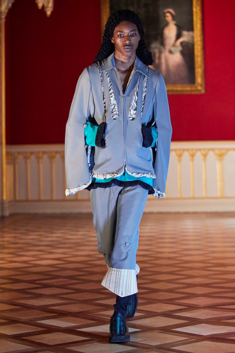 キコ・コスタディノフ2021年春夏コレクション 15th- and 16th-Century Dress Inspires Kiko Kostadinov's SS21 Collection