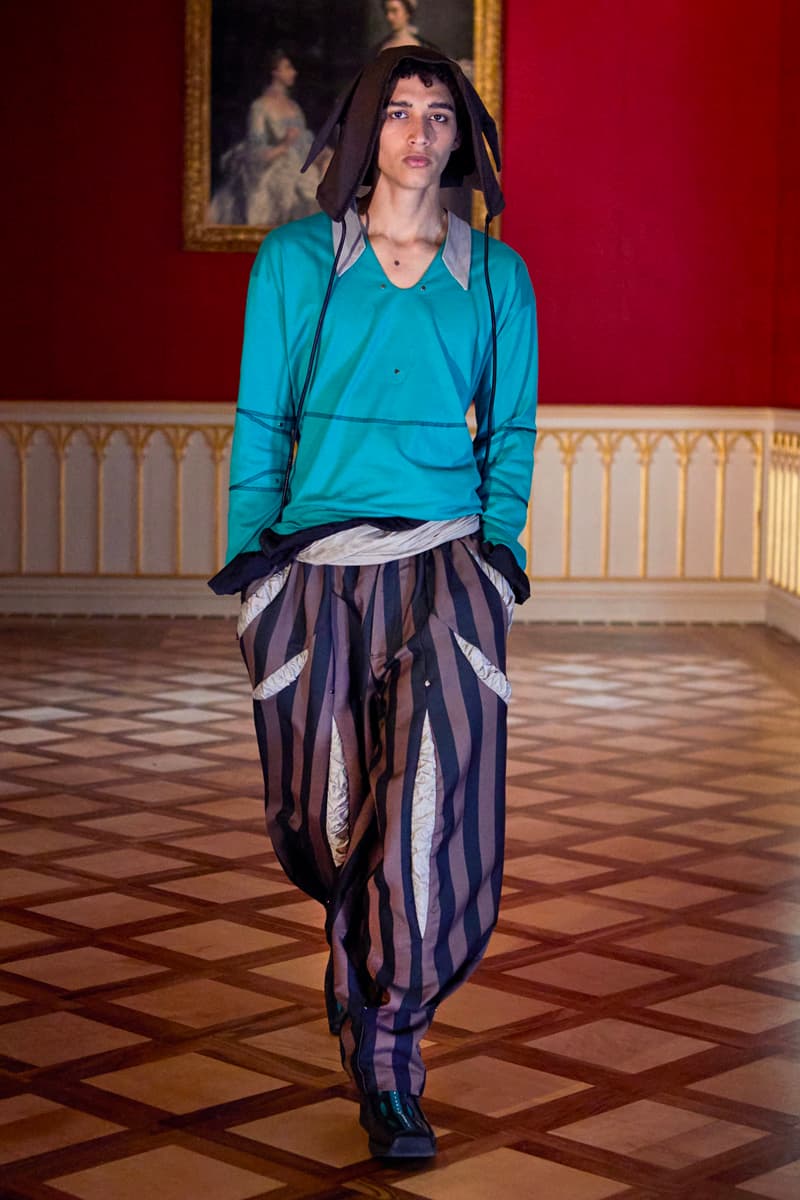 キコ・コスタディノフ2021年春夏コレクション 15th- and 16th-Century Dress Inspires Kiko Kostadinov's SS21 Collection