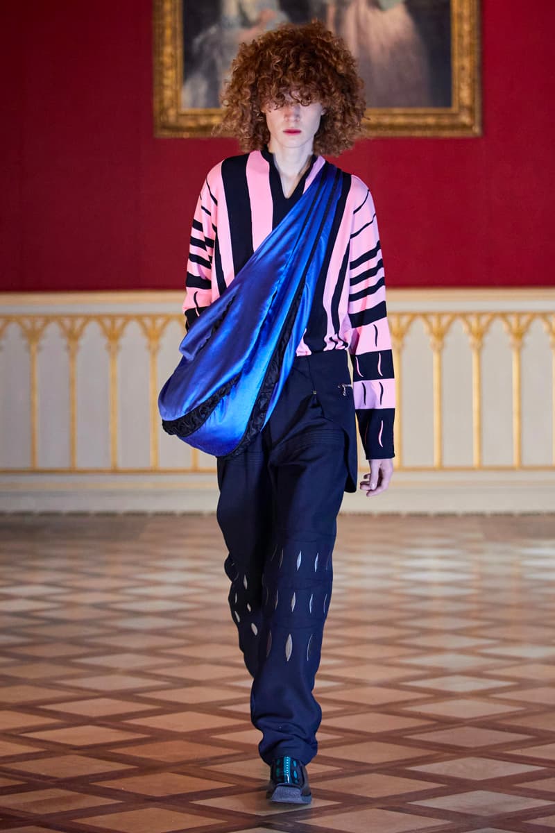 キコ・コスタディノフ2021年春夏コレクション 15th- and 16th-Century Dress Inspires Kiko Kostadinov's SS21 Collection