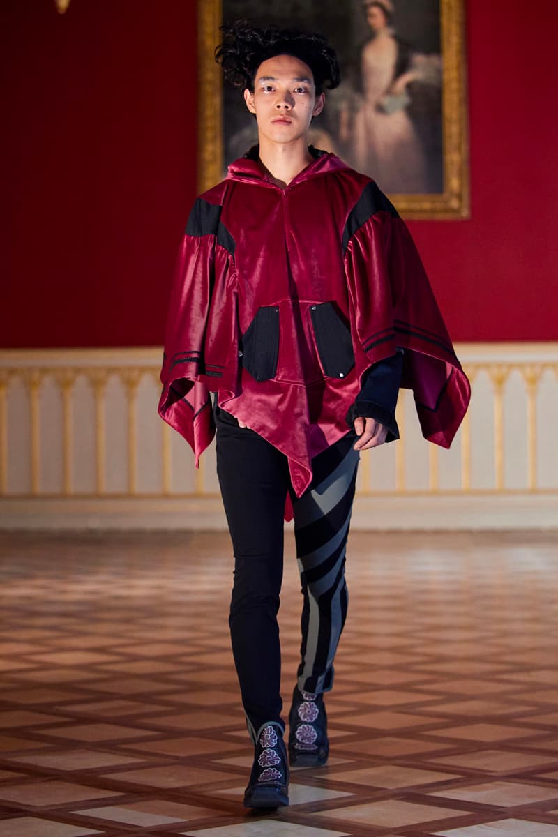 キコ・コスタディノフ2021年春夏コレクション 15th- and 16th-Century Dress Inspires Kiko Kostadinov's SS21 Collection