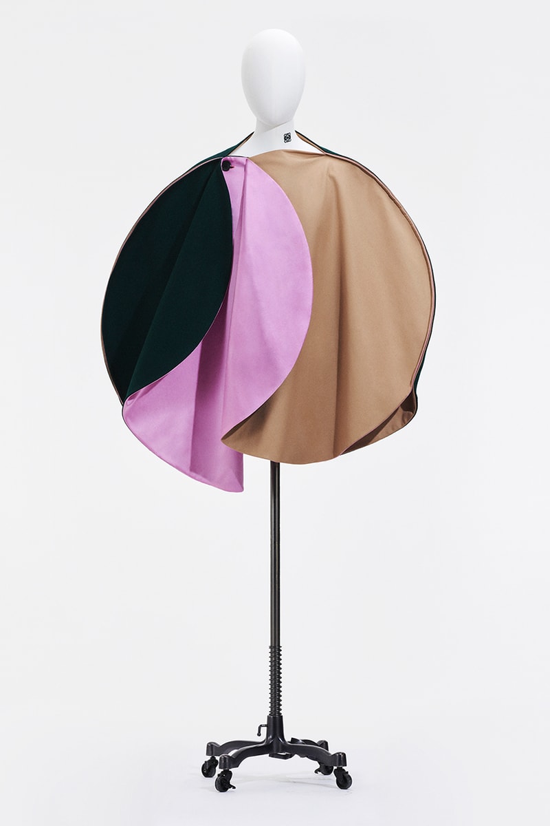 ロエベ2021年春夏コレクション LOEWE's SS21 Collection Is Almost Entirely Inspired by Circles
