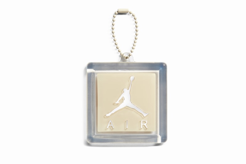 オフホワイト x エアジョーダン 4 “Sail”の発売情報が解禁 ヴァージル・アブロー Off White Air Jordan 4 Sail Official Images Release Date Jumpman Virgil Abloh Collab Collaboration Nike HYPEBEAST Kicks Preview Upcoming Sneakers Best Releases 2020 Limited