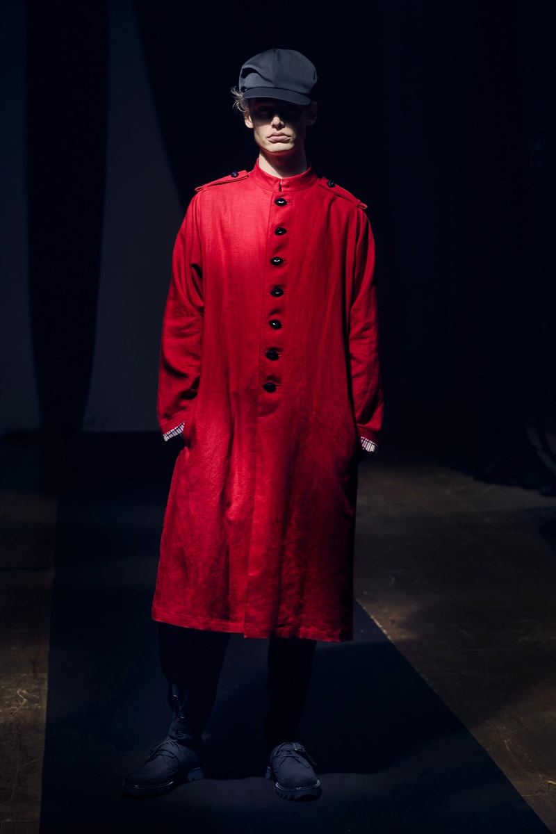 ヨウジヤマモト 2021年春夏コレクション Yohji Yamamoto Spring Summer 2021 Collection Paris Fashion Week runways japanese designer pfw black monochromatic digital