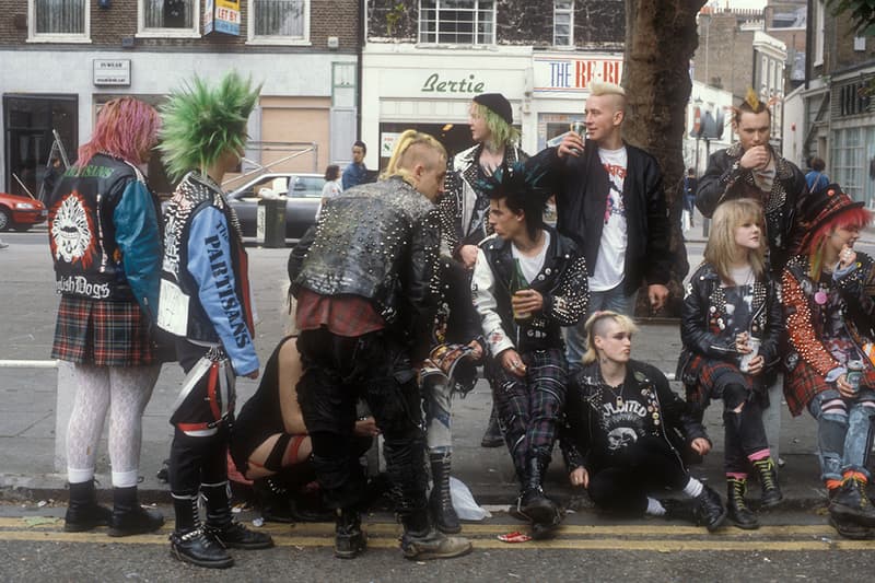 ドクターマーチン 誕生60周年を迎えた Dr. Martens のアイコンブーツ 1460 の歴史を辿る