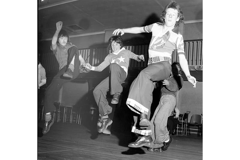 ドクターマーチン 誕生60周年を迎えた Dr. Martens のアイコンブーツ 1460 の歴史を辿る
