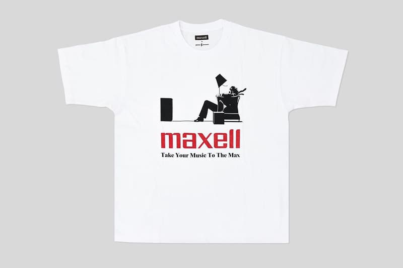 ジャーナル スタンダードと電気メーカー マクセルがコラボtシャツを発表 Hypebeast Jp ジャーナル スタンダードと電気メーカー マクセルがコラボtシャツを発表 Hypebeast Jp