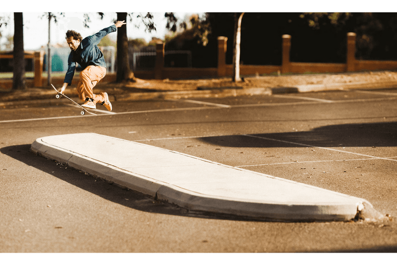 Rizzoli がマーク・ゴンザレスにオマージュを捧げたモノグラフ写真集を発売する mark gonzales photography book rizzoli sem rubio 