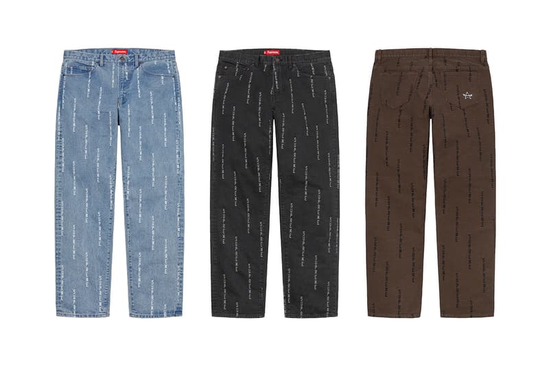 シュプリーム Supreme 2020年秋冬コレクション パンツ 今季はボンテージパンツやスタッズ付きのワークパンツといったパンク要素溢れるものから、アニメ『スマーフ（The Smurfs）』や〈Fox Racing（フォックス レーシング）〉とのコラボピース、絵師・佐伯俊男、Lee Scratch Perry（リー・スクラッチ・ペリー）のアートワークを使ったデニムパンツなどセットアップで着こなしたいアイテムまでが揃う。その他にもカーペンターパンツ、ナイロンパンツ、ベロアパンツ、カーゴパンツなど幅広いスタイルに対応できるピースが多数ラインアップ。