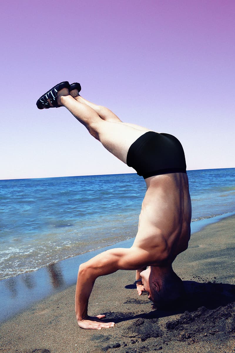 ビルケンシュトックの定番アリゾナをベースとしたヴァレンティノとのコラボモデルがリリース Valentino x Birkenstock Arizona second Collection