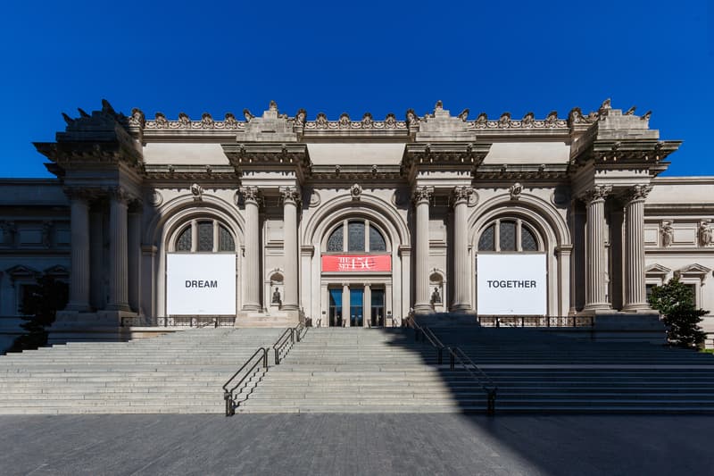 オノ・ヨーコ が『メトロポリタン美術館』の再開に際し新たなプロジェクトを始動 Yoko Ono Banners at the Metropolitan Museum of Art 'DREAM TOGETHER' hope resilience covid-19