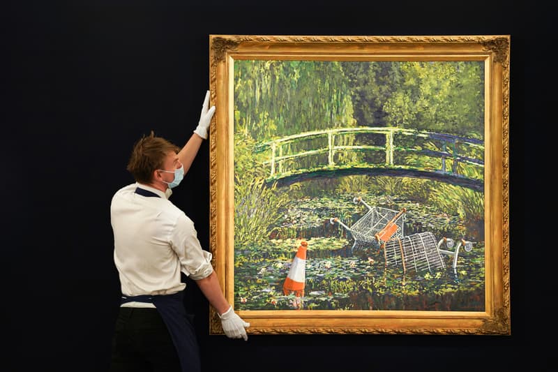 バンクシーがモネの“睡蓮”に着想し描いた“Show Me the Monet”がオークションに出品