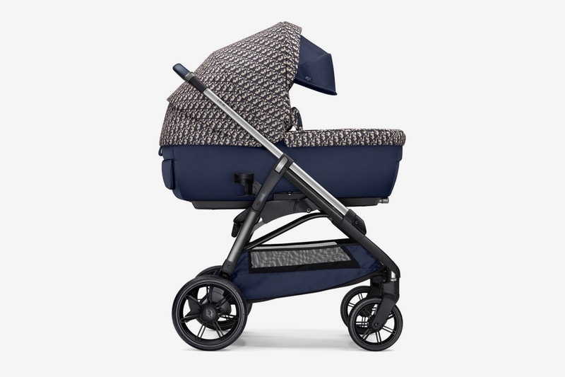 ディオールよりオブリーク柄を用いたベビーカーが誕生 Inglesina x Dior Oblique Print Baby Stroller