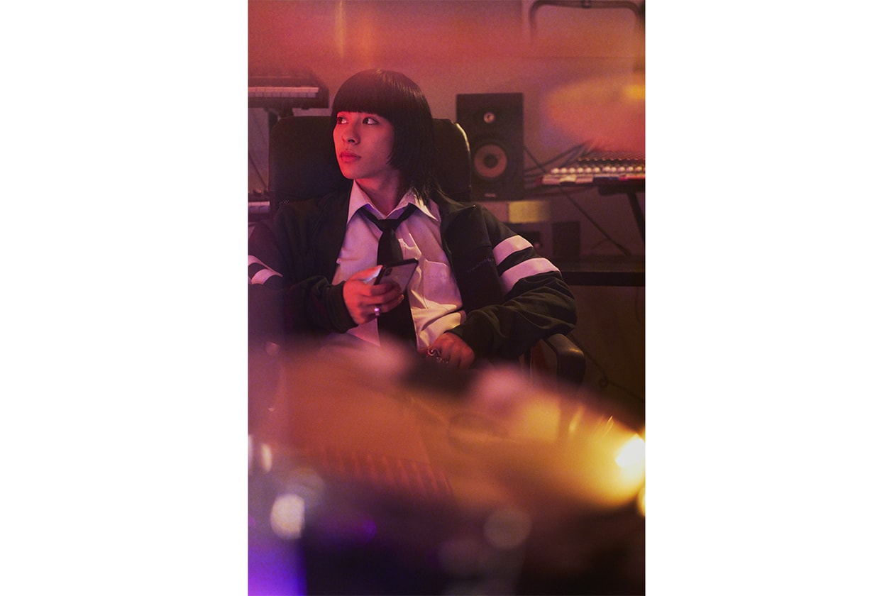 新鋭ラッパー HIYADAM ヒヤダム × NY発のサブスクリプション型家具ブランド KAMARQ カマルク による最新映像が公開