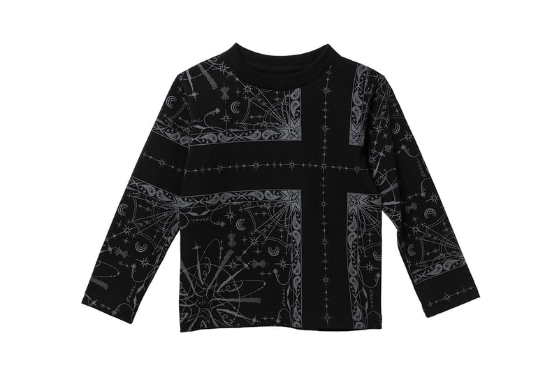 サカイがドクターウーの sacai が Dr.Woo の手がけたバンダナ柄を用いたキッズアイテムを受注販売 