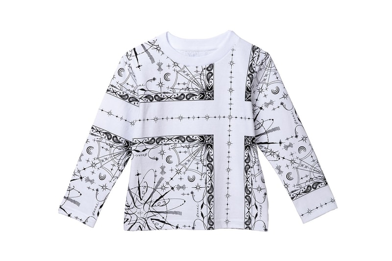 サカイがドクターウーの sacai が Dr.Woo の手がけたバンダナ柄を用いたキッズアイテムを受注販売 