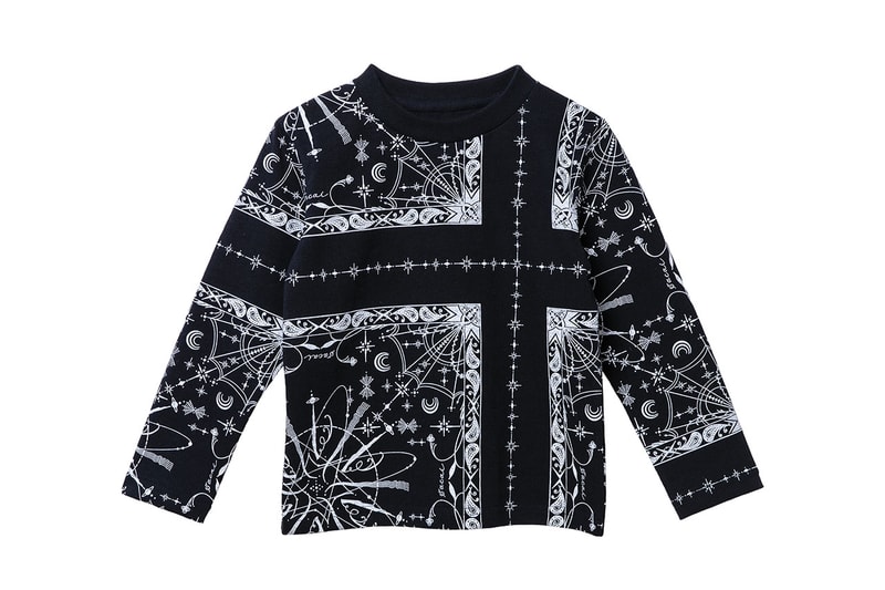 サカイがドクターウーの sacai が Dr.Woo の手がけたバンダナ柄を用いたキッズアイテムを受注販売 