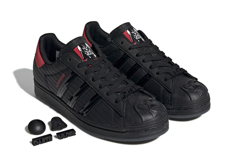 アディダスからダースベーダー仕様のスーパースターが誕生 'Star Wars' x adidas Superstar "Darth Vader"