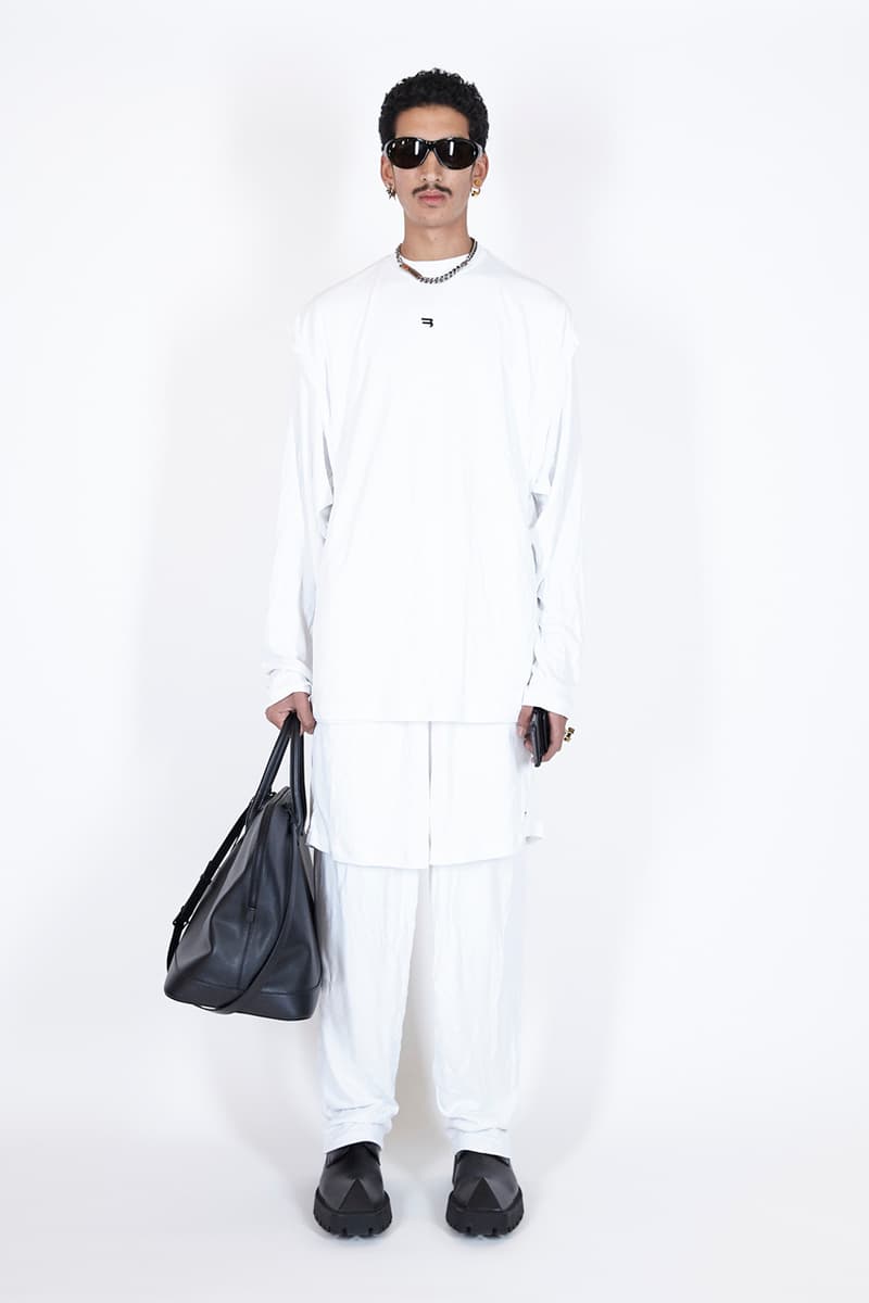 バレンシアガ 2021年夏プレコレクション Balenciaga Summer 2021 Pre-Collection Runway Mens Womens Unisex X-Pander Sneaker Homeware Loungewear Robes Sustainability Upcycling Eco Friendly Prints Pet Shop Graphics Sunglasses at Night Paris Walking Demna Gvasalia Neo Classic Bag 