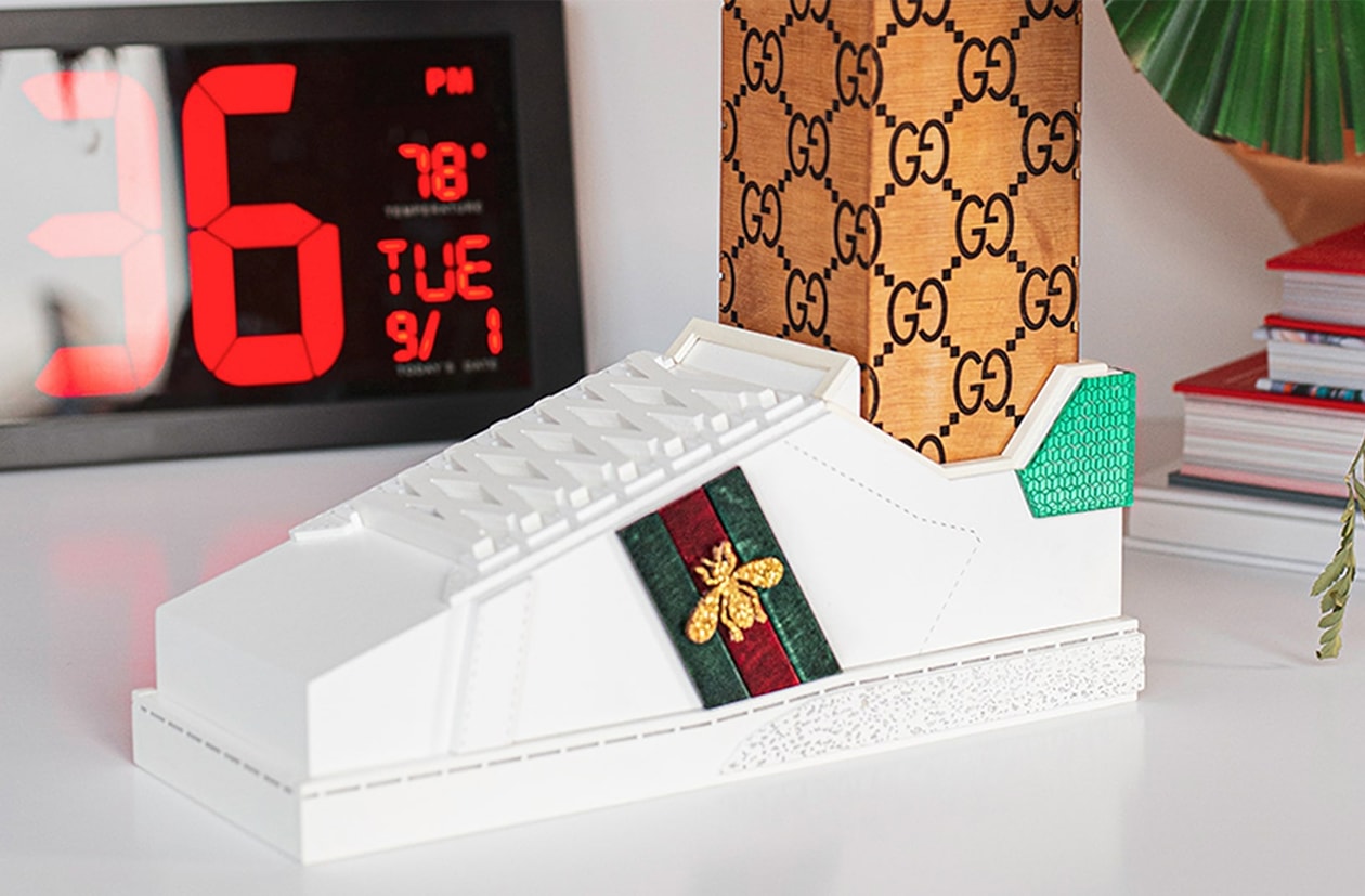 Gucci 公式アプリにデジタルフットウェアを提供する新機能 “Gucci Sneaker Garage” が登場