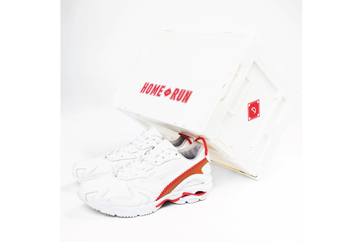 ミズノが“KAZOKU”プロジェクトに上海のセレクトショップDOEを初招聘 mizuno kazoku doe WAVE RIDER 10 release 