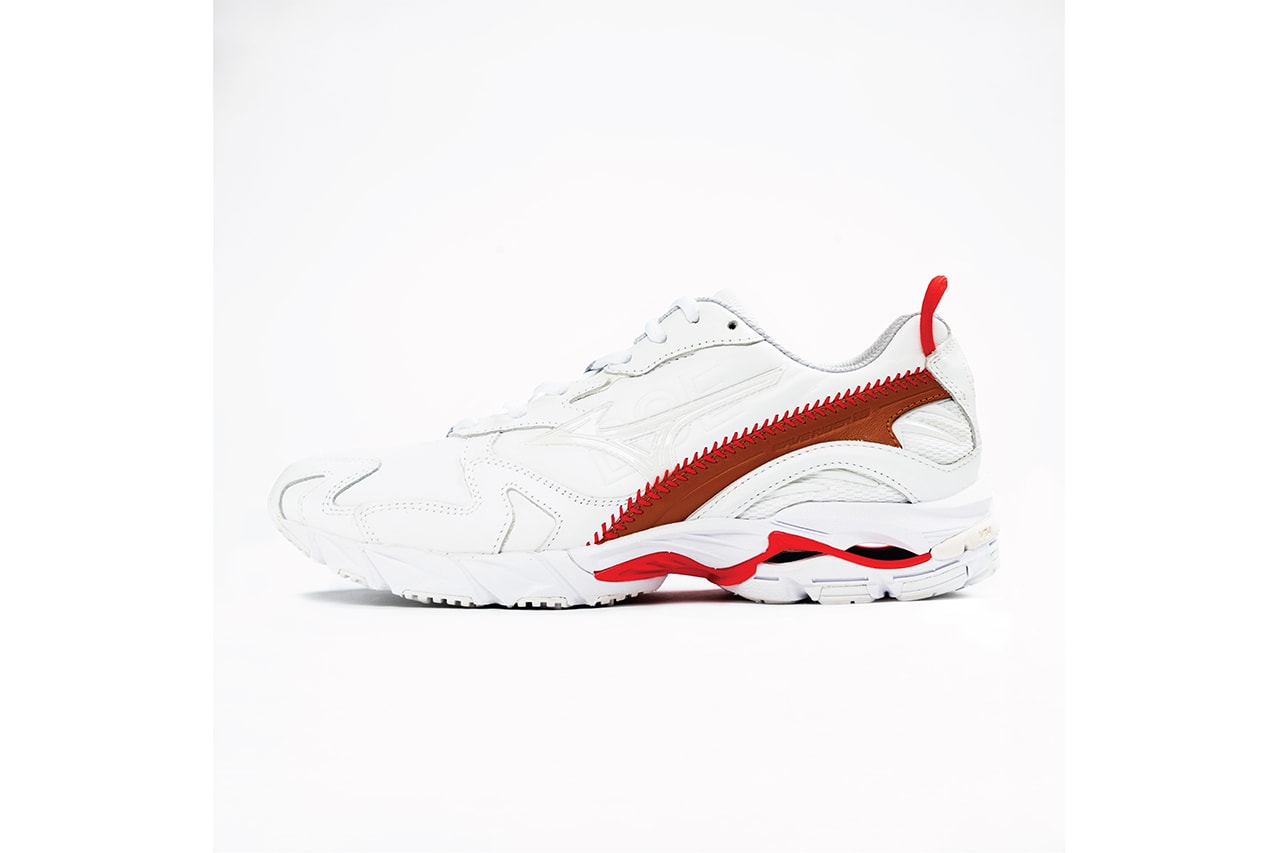 ミズノが“KAZOKU”プロジェクトに上海のセレクトショップDOEを初招聘 mizuno kazoku doe WAVE RIDER 10 release 