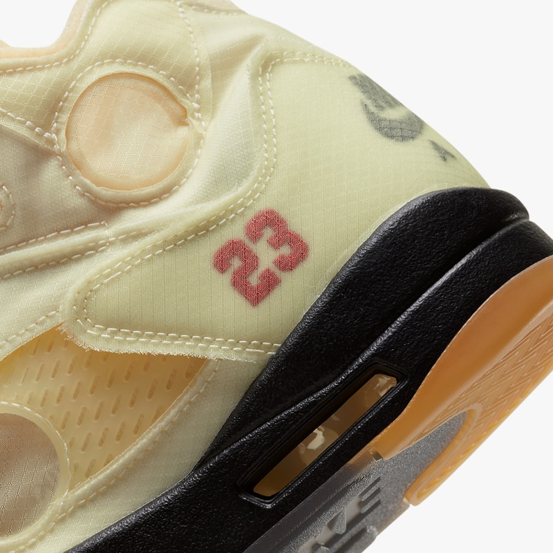 オフホワイトxエアジョーダン5“セイル”のオフィシャルイメージが公開 Off-White™ x Air Jordan 5 "Sail" Official Images