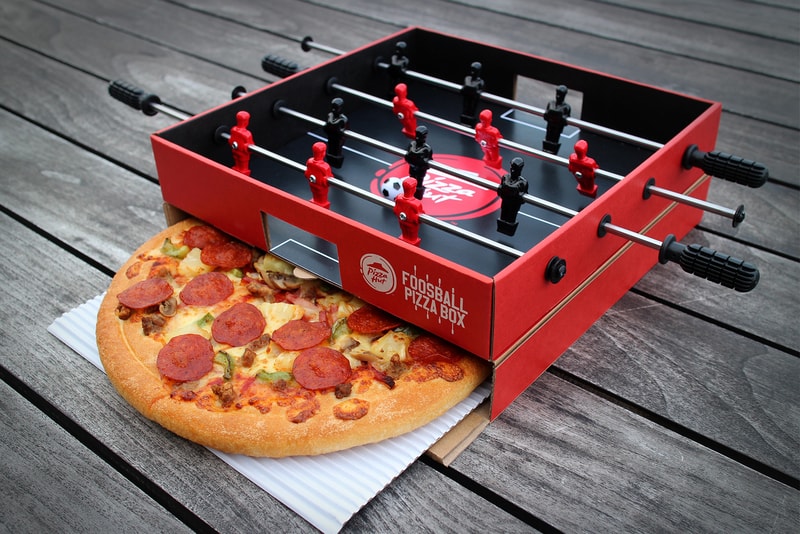 ピザハットがフーズボール付きピザボックスを開発 Pizza Hut Pizza Box with foosball news