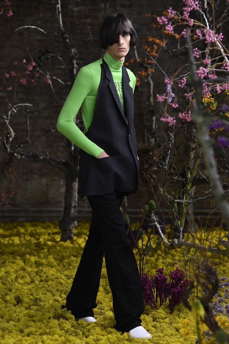 ラフ シモンズ2021年春夏コレクション Raf Simons spring summer 2021 collection Runway
