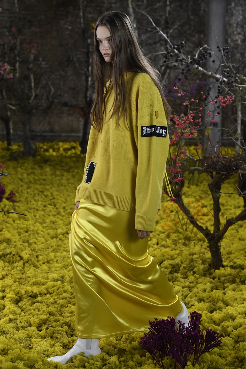 ラフ シモンズ2021年春夏コレクション Raf Simons spring summer 2021 collection Runway