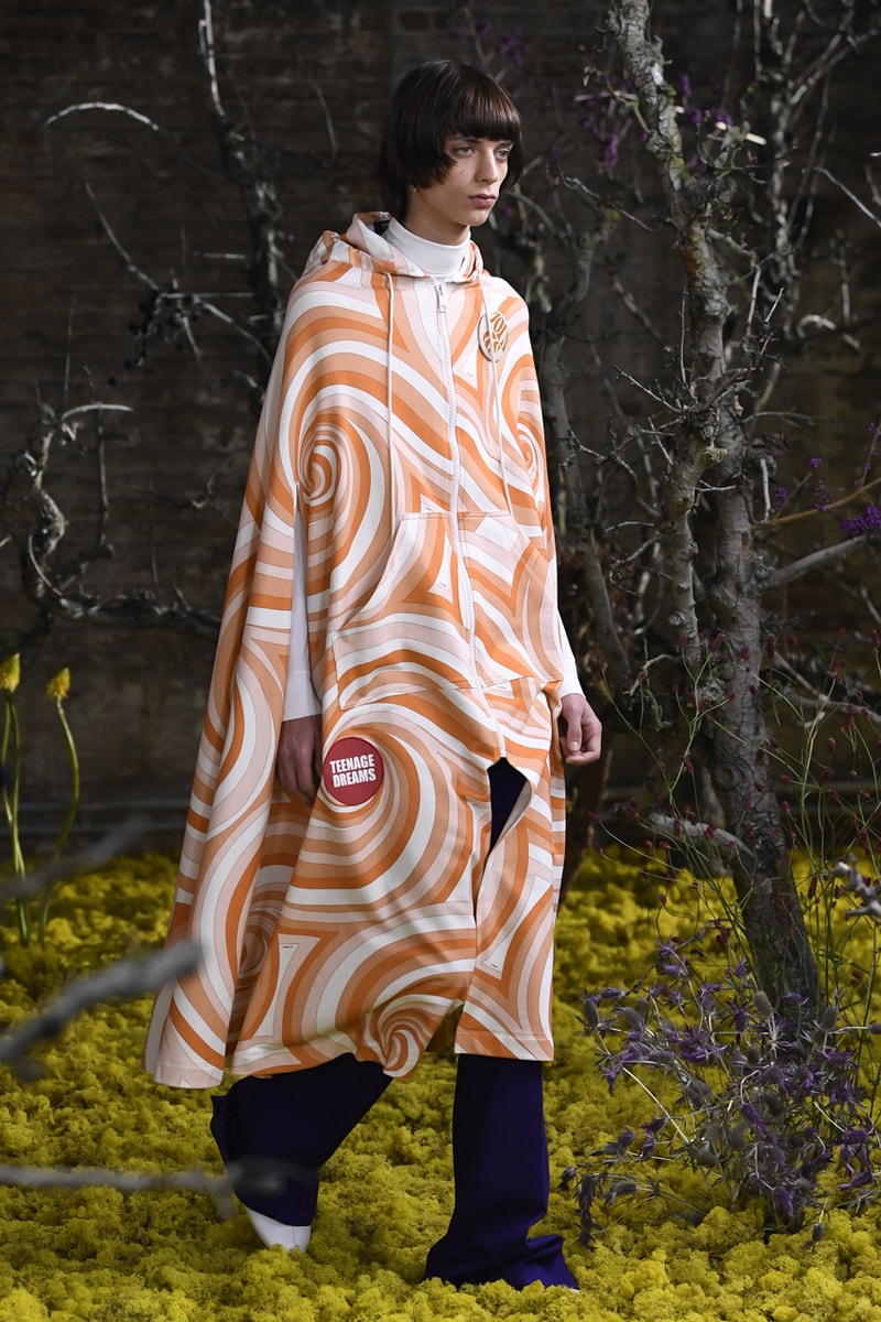 ラフ シモンズ2021年春夏コレクション Raf Simons spring summer 2021 collection Runway
