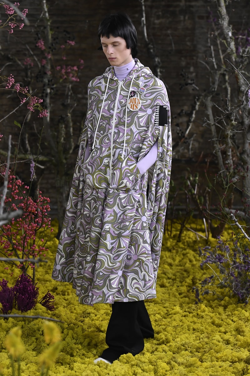 ラフ シモンズ2021年春夏コレクション Raf Simons spring summer 2021 collection Runway