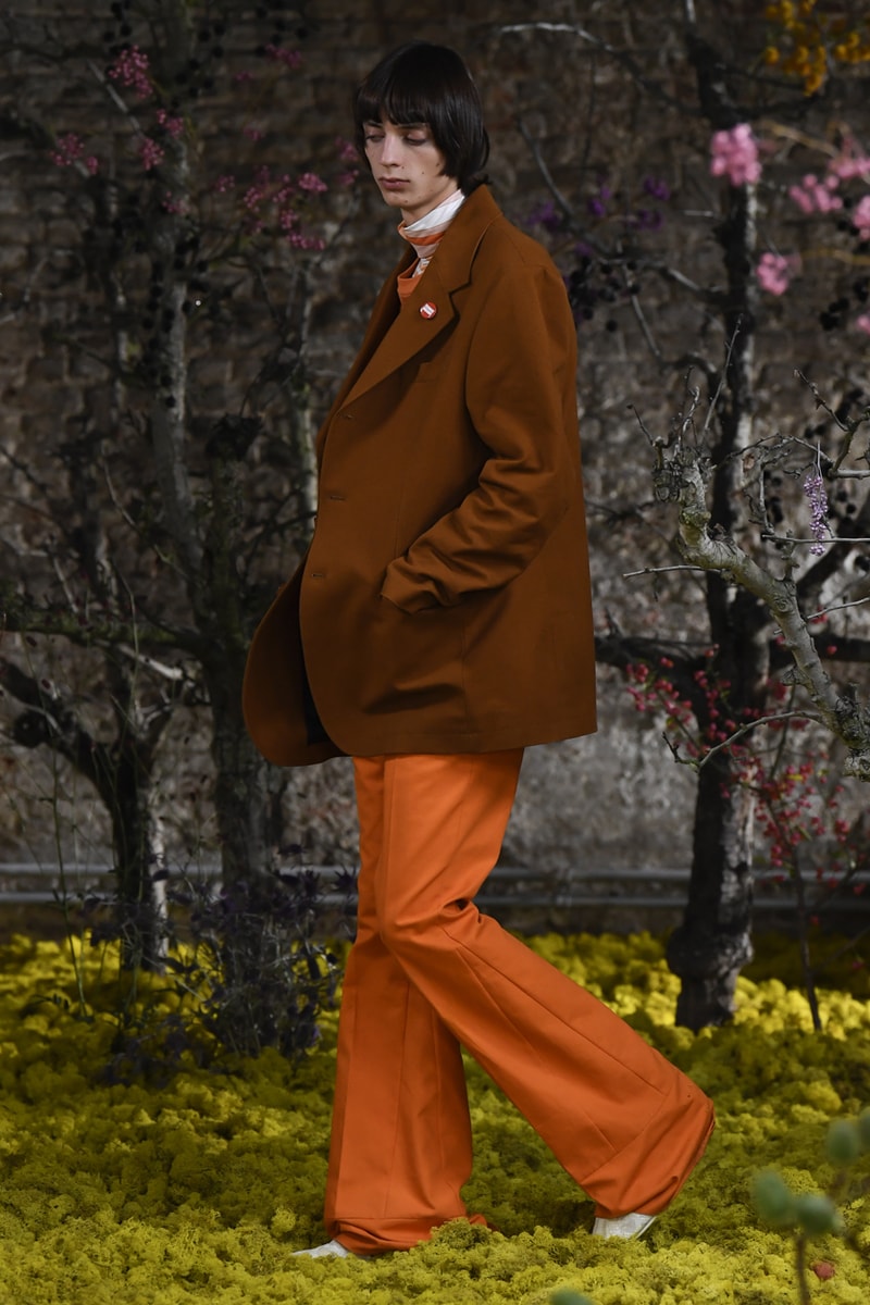 ラフ シモンズ2021年春夏コレクション Raf Simons spring summer 2021 collection Runway