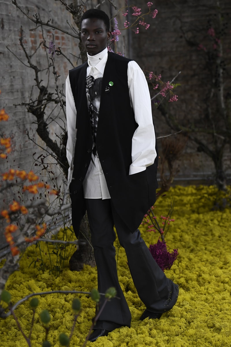 ラフ シモンズ2021年春夏コレクション Raf Simons spring summer 2021 collection Runway