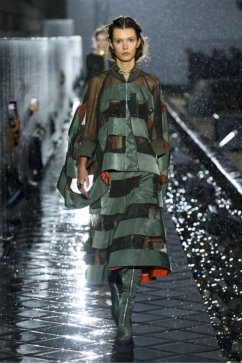 サカイ sacai 2021年春夏コレクション 阿部千登勢の手がける〈<a href="https://hypebeast.com/jp/tags/sacai">sacai</a>(サカイ)〉が、『小田原文化財団 江之浦測候所』にて2021年春夏コレクションを発表。