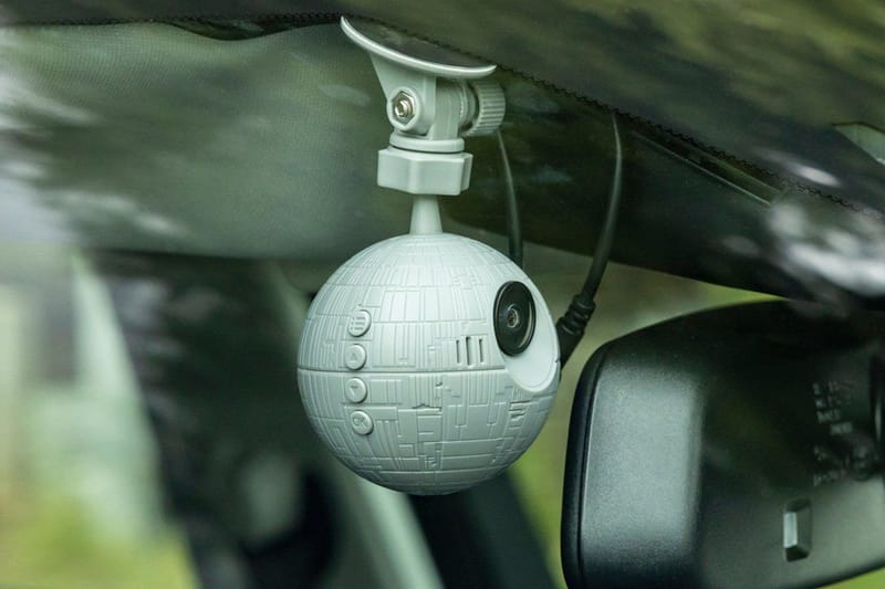 『スター・ウォーズ』に登場するデス・スター型のドライブレコーダーが登場